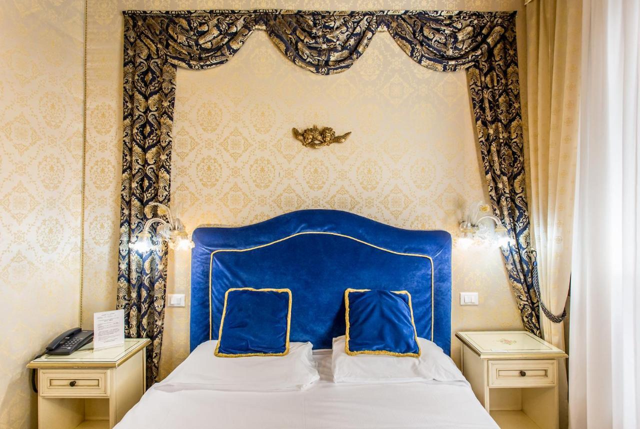 Residenza La Campana Pensión 3*